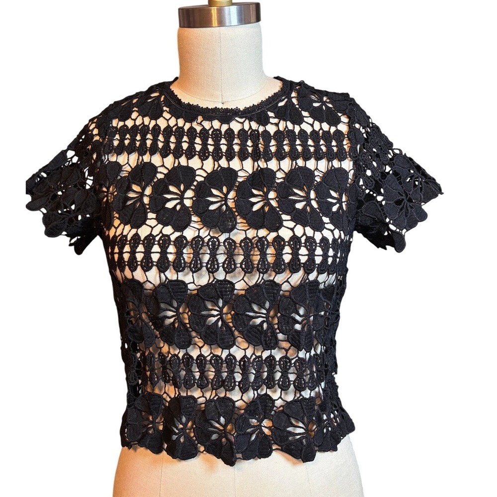 Paper Moon Crochet Lace Top Womens Small Black Excellent Short Sleeve Floral